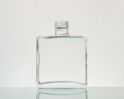Chai Vodka thủy tinh đá lửa trắng thêm hình dạng độc đáo 150ml