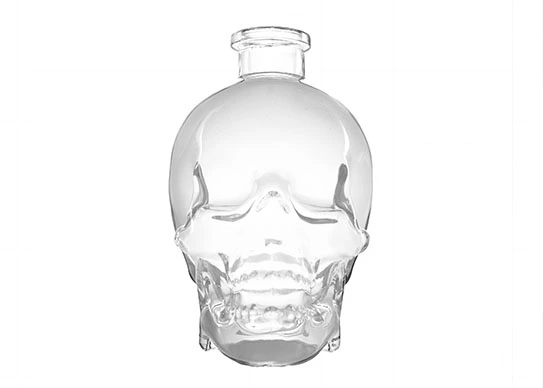 Chai thủy tinh hình đầu lâu Vodka thiết kế độc đáo Giảm giá mạnh