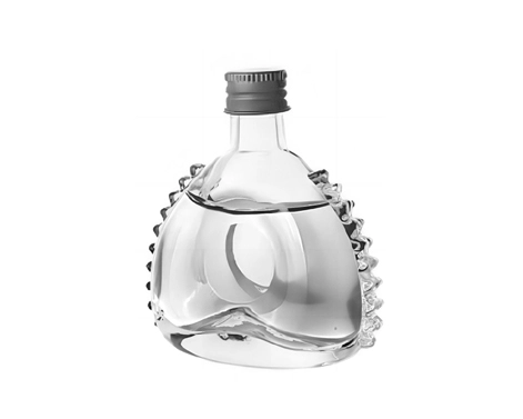 Chai thủy tinh hình tam giác 50ml độc đáo và thanh lịch có nắp vặn cho nhiều loại rượu mạnh